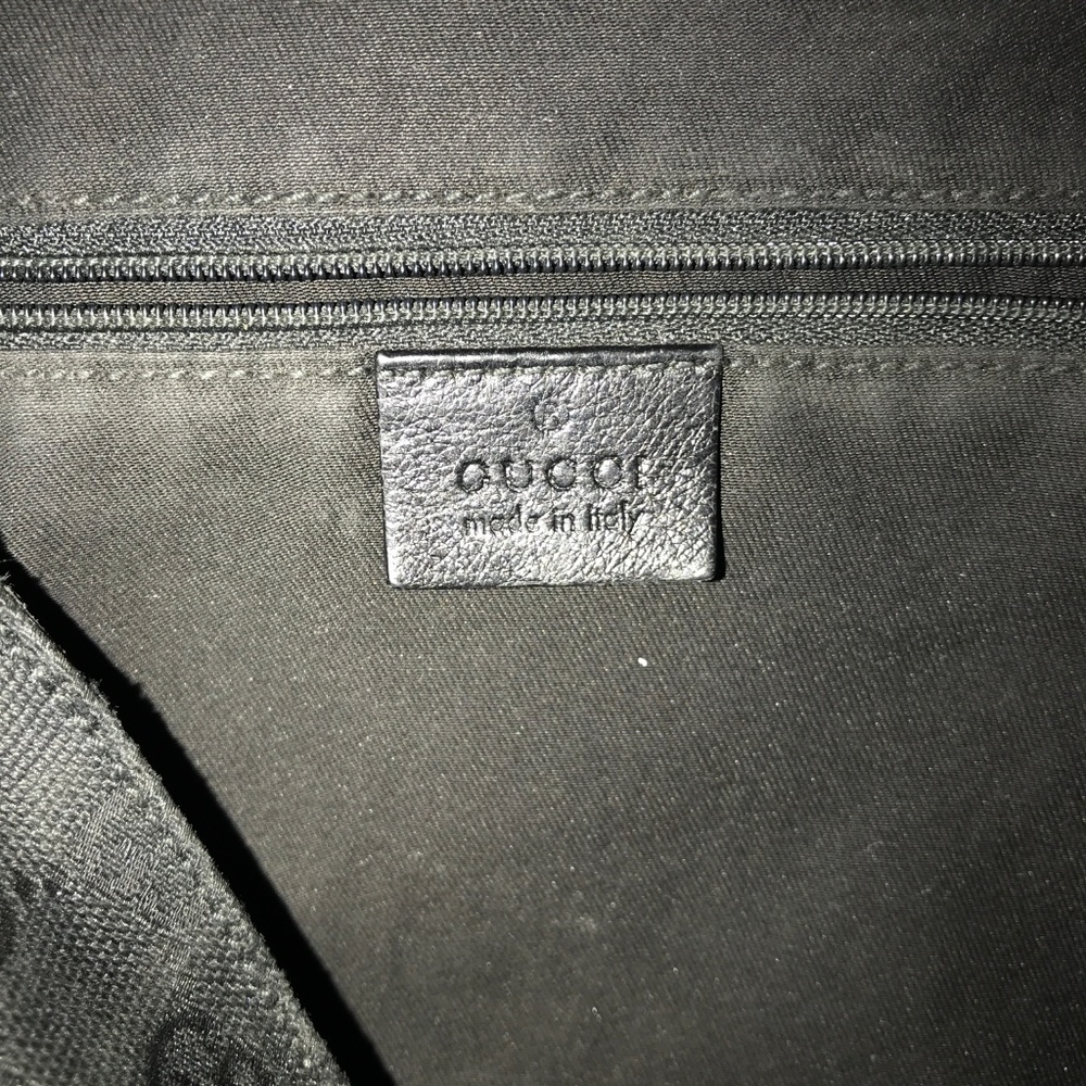 Gucci Handbag - Picture 2 of 5